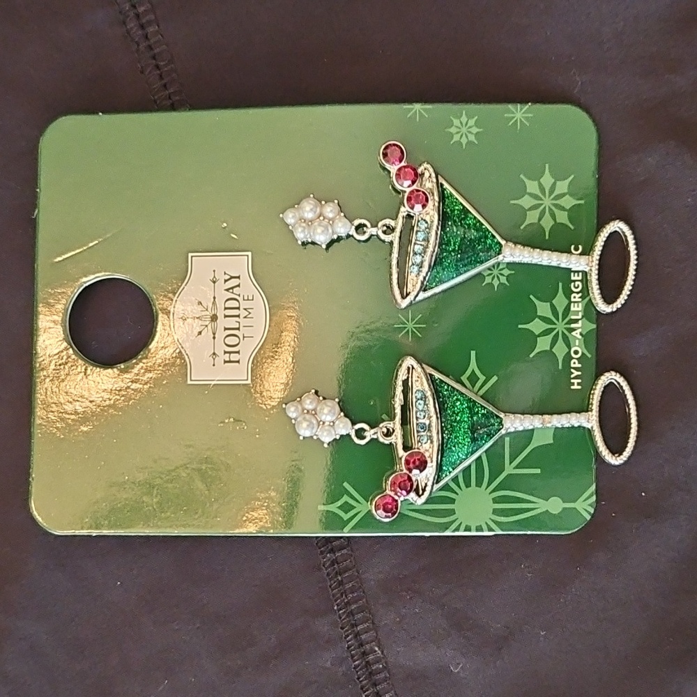 Festive Earrings Set - Picture 3 of 4